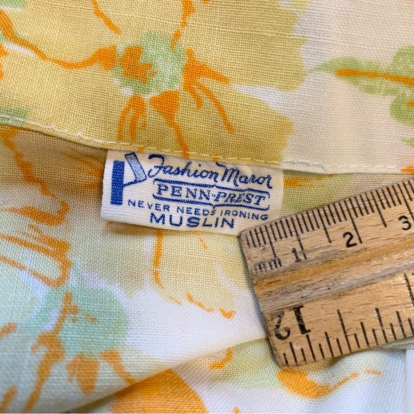 70s Yellow and Orange Pillowcases - Picture 5 of 10